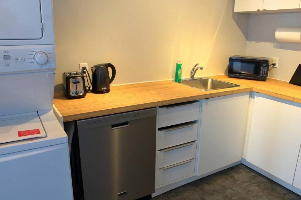 Suite #B, Industrial Styling, Ac Halifax Buitenkant foto